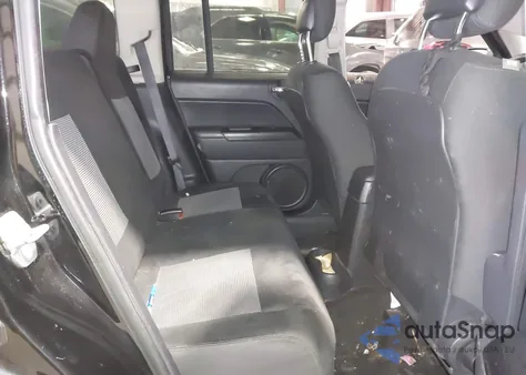 2015 Jeep Patriot Sport z USA, uszkodzony, nr VIN 1C4NJPBB5FD186002